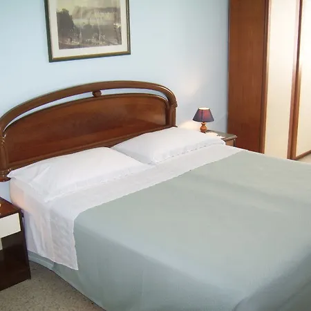 Otel Nautilus 3*