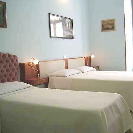 Nautilus Отель 3*